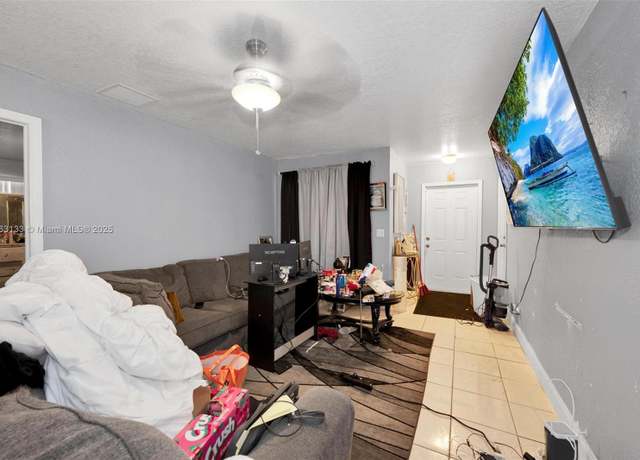 Property at 2855 NW 7th St, Fort Lauderdale, FL 33311, 3 beds, 2 baths