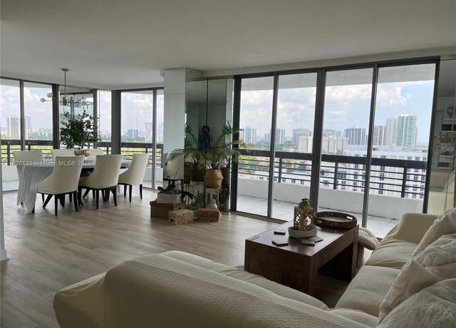 Property at 3500 Mystic Pointe Dr #1804, Aventura, FL 33180, 2 beds, 2 baths