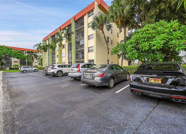 Property at 5431 NE 25th Ave Unit 103B, Fort Lauderdale, FL 33308, 2 beds, 2 baths