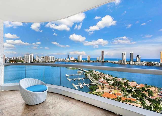 Property at 6000 Island Blvd #2204, Aventura, FL 33160, 3 beds, 2.5 baths