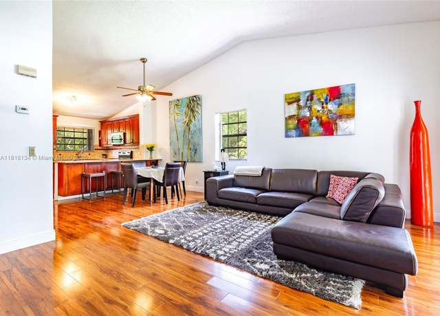 Property at 1412 Congressional Way #1412, Deerfield Beach, FL 33442, 3 beds, 2 baths