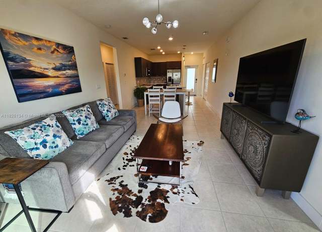Property at 8301 NW 41st St Unit B-402, Doral, FL 33166, 3 beds, 2 baths
