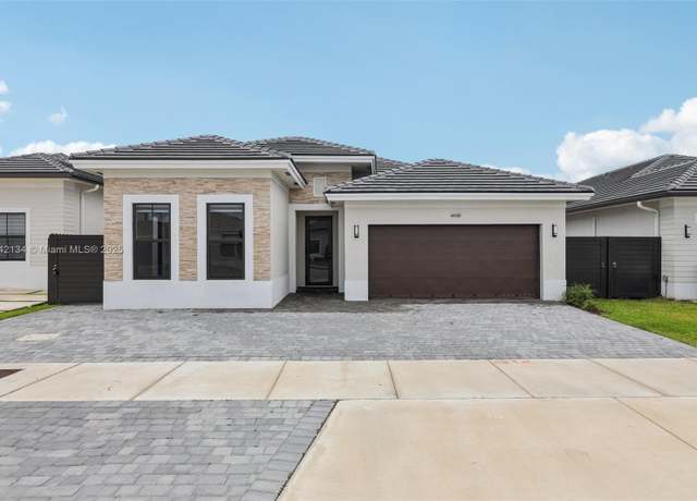Property at 14430 SW 18th St, Miami, FL 33175, 4 beds, 3 baths