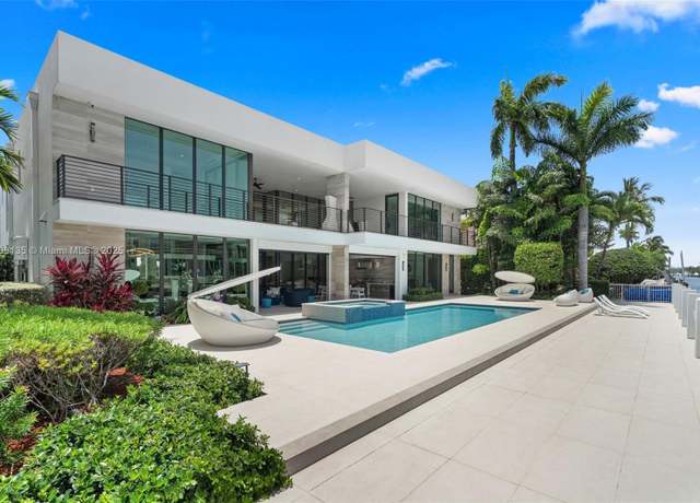 Property at 2519 Lucille Dr, Fort Lauderdale, FL 33316, 6 beds, 7 baths