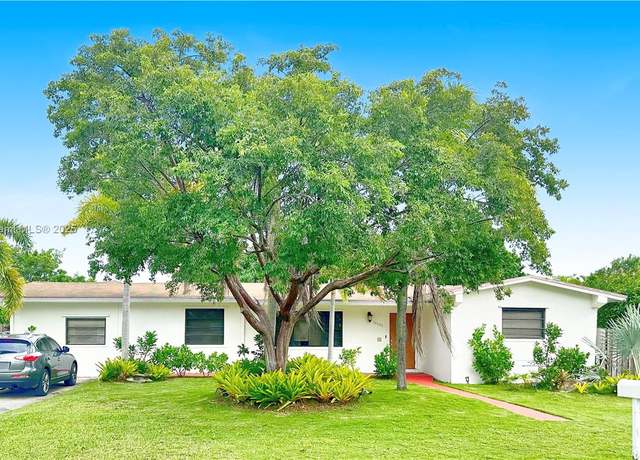 Property at 14465 SW 96th Ave, Miami, FL 33176, 4 beds, 3 baths