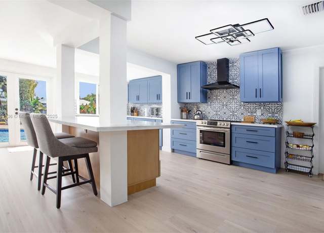 Property at 808 Mission Hill Rd, Boynton Beach, FL 33435, 3 beds, 2 baths