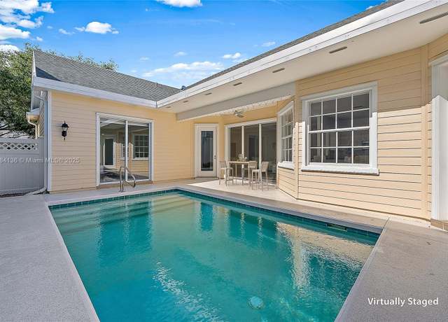 Property at 248 Honeysuckle Dr, Jupiter, FL 33458, 3 beds, 2.5 baths