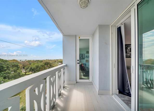 Property at 8233 Harding Ave #607, Miami Beach, FL 33141, 1 bed, 1.5 baths