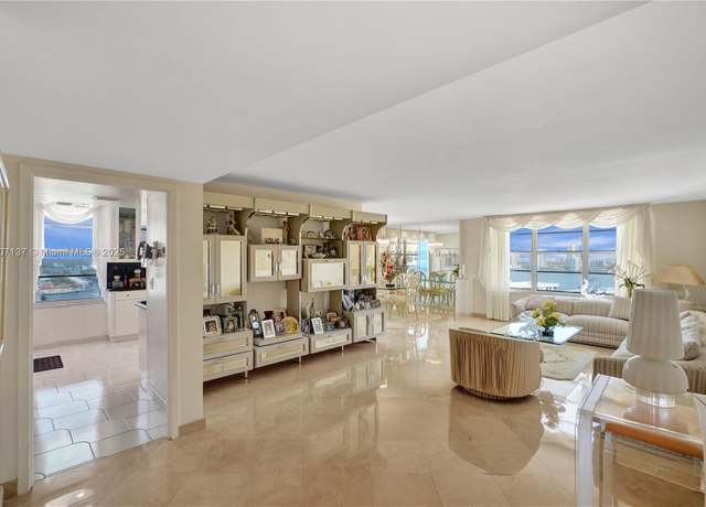 Property at 231 174th St #2319, Sunny Isles Beach, FL 33160, 2 beds, 2 baths