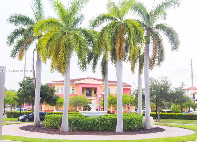 Property at 3674 NW 29th Ct, Lauderdale Lakes, FL 33311, 3 beds, 2.5 baths