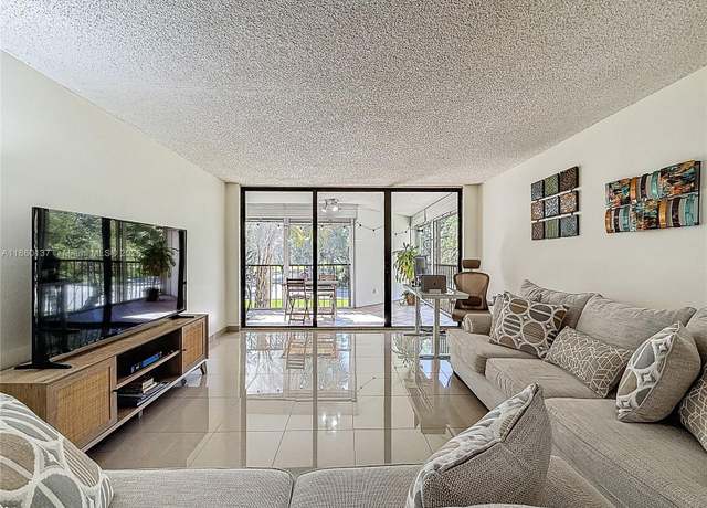 Property at 16475 Golf Club Rd #202, Weston, FL 33326, 2 beds, 2.5 baths