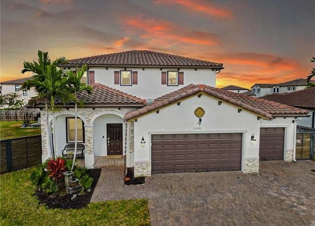 Property at 22986 SW 128th Pl, Miami, FL 33170, 5 beds, 3.5 baths