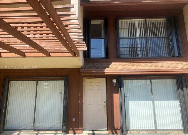 Property at 11500 SW 64th St Unit f, Miami, FL 33173, 2 beds, 2.5 baths