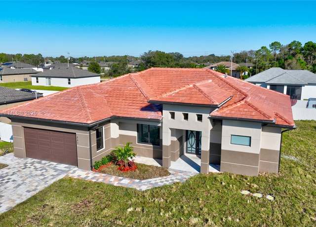 Property at 257 Lisette St, Fort Myers, FL 33913, 4 beds, 2 baths