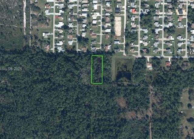 Property at 1836 Daffodil Ave, Sebring, FL 33875