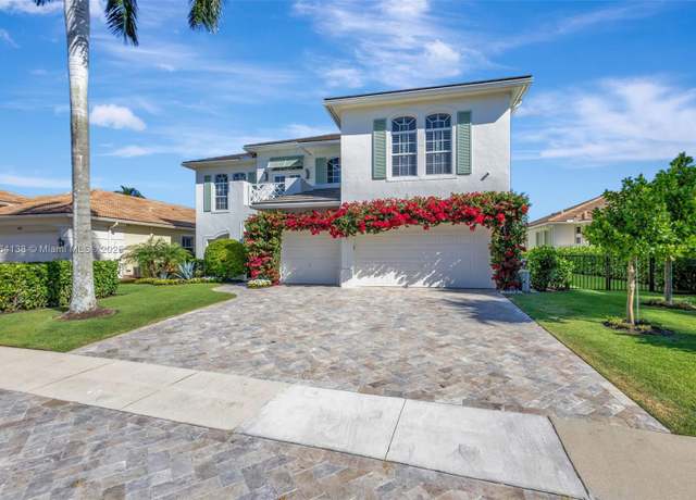 Property at 529 Les Jardin Dr, Palm Beach Gardens, FL 33410, 5 beds, 5.5 baths