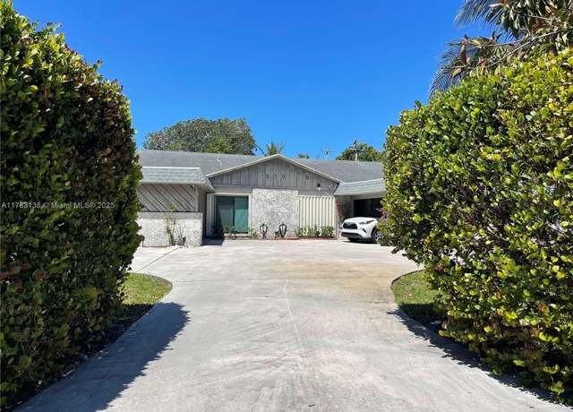 Property at 570 SW 20th Ct #2, Delray Beach, FL 33445, 2 beds, 2 baths