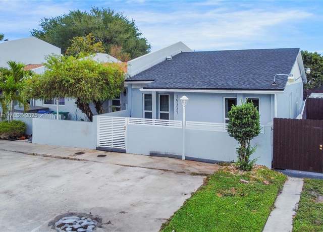 Property at 19337 NW 53rd Pl, Miami Gardens, FL 33055, 4 beds, 2 baths
