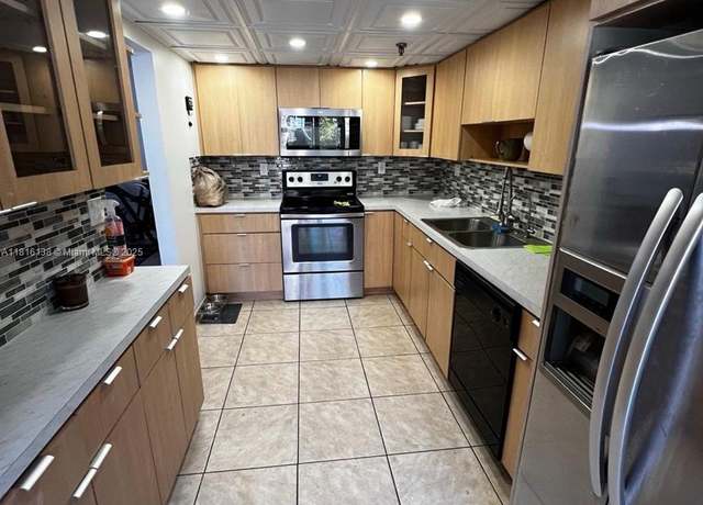 Property at 17890 W Dixie Hwy 421 Hwy #421, Miami, FL 33160, 2 beds, 2 baths