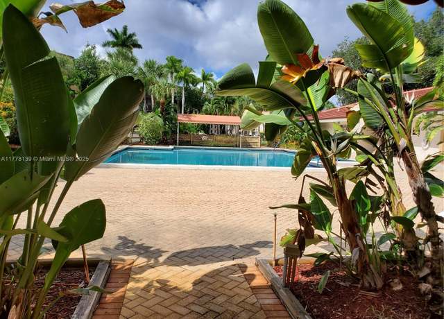 Property at 5550 NW 44th St Unit 111B, Lauderhill, FL 33319, 1 bed, 1.5 baths