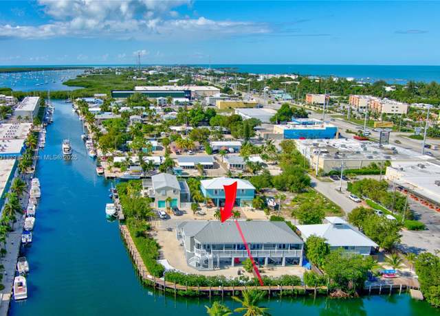 Property at 104 52nd Street Ocean, Marathon, FL 33050, 3 beds, 3 baths