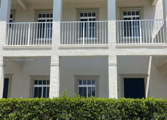 Property at 14217 SW 274th St, Homestead, FL 33032, 5 beds, 3.5 baths