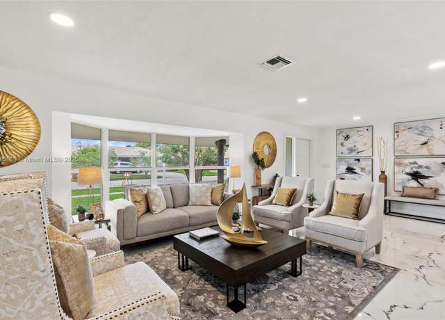 Property at 1365 SW 14th St, Boca Raton, FL 33486, 4 beds, 2 baths