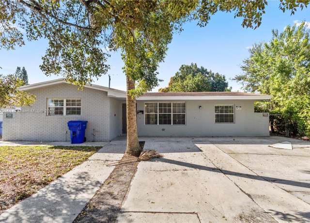 Property at 1160 N 66th Ave, Hollywood, FL 33024, 3 beds, 2 baths