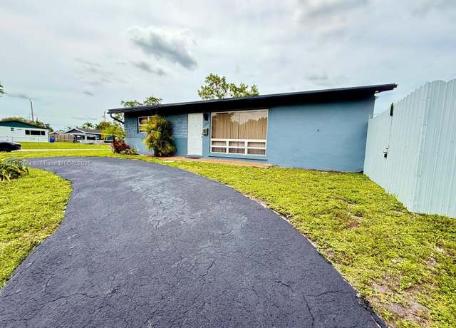 Property at 2240 N 57th Way, Hollywood, FL 33021, 4 beds, 2 baths