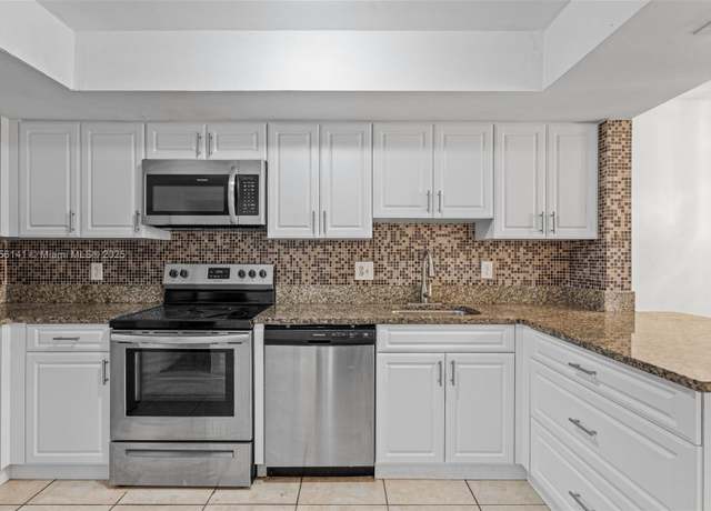Property at 2607 NW 47th Ln, Lauderdale Lakes, FL 33313, 3 beds, 2 baths