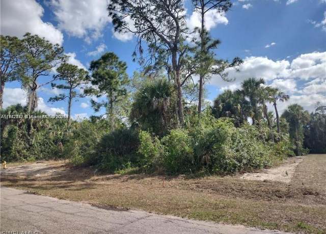 Property at 5003 E Hummingbird Dr, La Belle, FL 33935