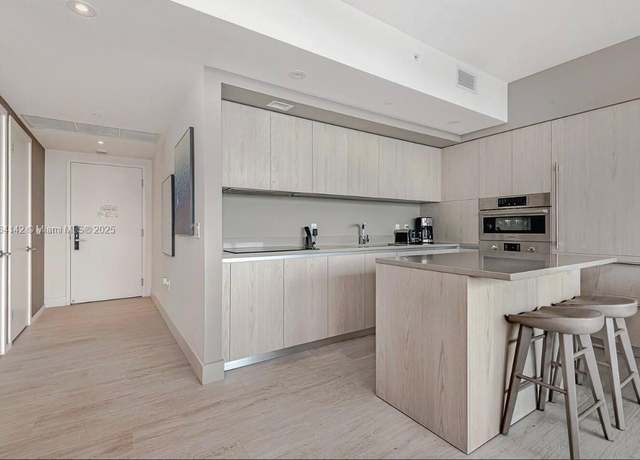 Property at 4010 S Ocean Dr Unit R3004, Hollywood, FL 33019, 3 beds, 2 baths