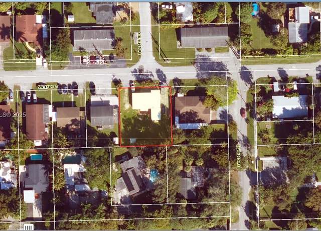 Property at 2960 SW 17th St, Fort Lauderdale, FL 33312, 20 beds, 25 baths