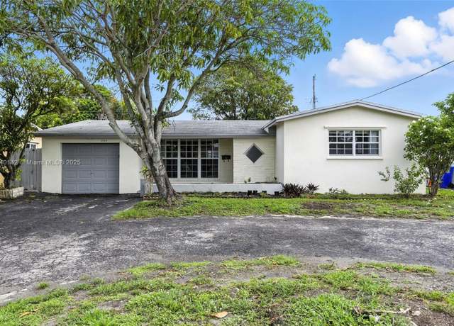 Property at 7749 Biltmore Blvd, Miramar, FL 33023, 3 beds, 2 baths