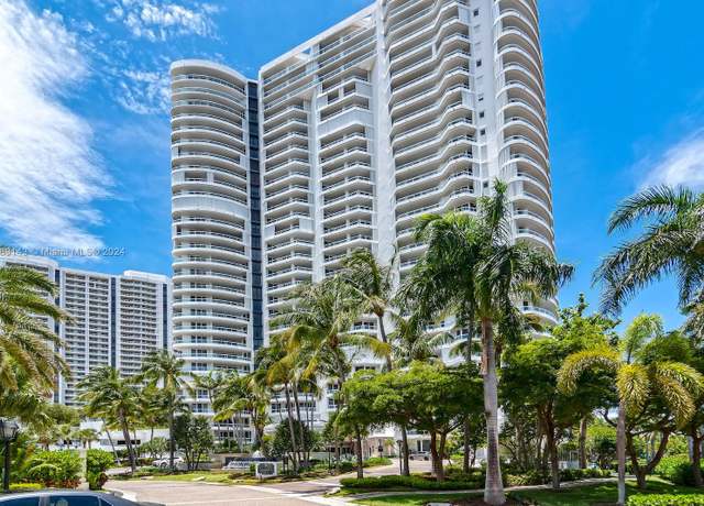 Property at 21050 NE 38th Ave #305, Aventura, FL 33180, 4 beds, 4.5 baths