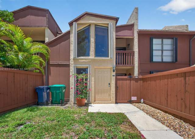Property at 6401 SW 116th Ct Unit C, Miami, FL 33173, 3 beds, 2 baths
