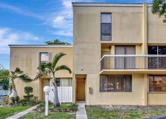 Property at 2831 SW 87th Ave #702, Davie, FL 33328, 1 bed, 1 bath