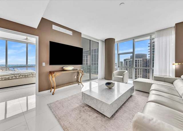 Property at 851 NE 1st Ave #3711, Miami, FL 33132, 3 beds, 4 baths