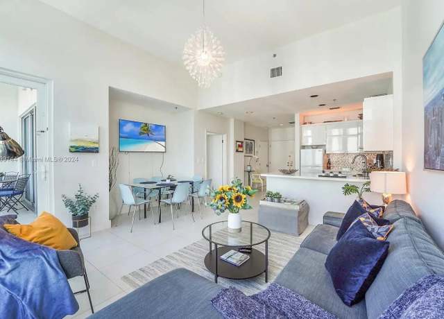 Property at 5445 Collins Ave Unit TS11, Miami Beach, FL 33140, 1 bed, 2 baths