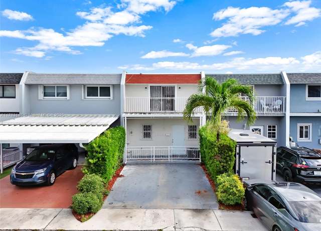 Property at 1845 W 73rd Pl #1845, Hialeah, FL 33014, 2 beds, 3 baths