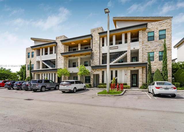 Property at 7865 NW 104th Ave #33, Doral, FL 33178, 2 beds, 2 baths