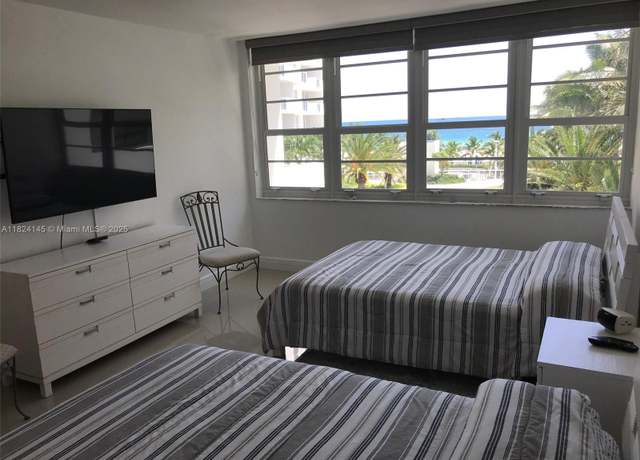 Property at 100 Lincoln Rd #521, Miami Beach, FL 33139, 1 bed, 1.5 baths