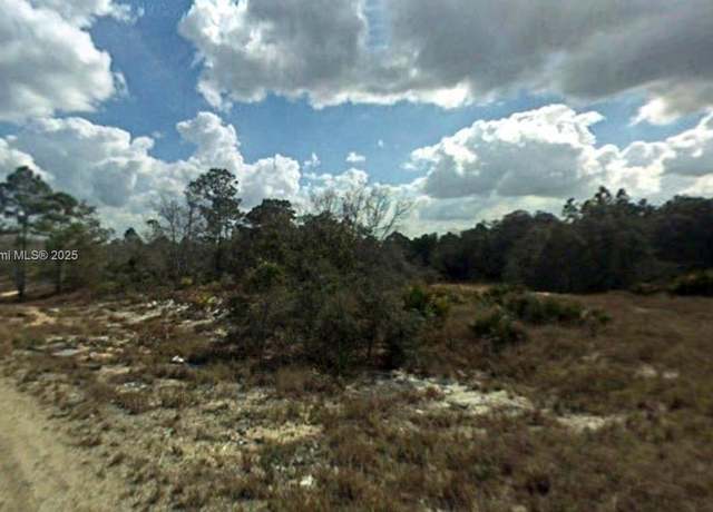 Property at 330 Summertime Ln, Lake Placid, FL 33852