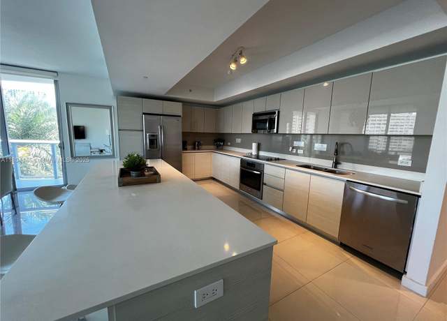Property at 2600 E Hallandale Beach Blvd Unit T401, Hallandale Beach, FL 33009, 3 beds, 3 baths