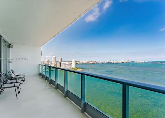 Property at 1331 Brickell Bay Dr #2805, Miami, FL 33131, 3 beds, 3 baths