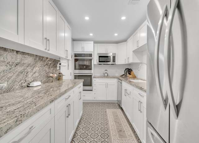 Property at 90 Edgewater Dr #114, Coral Gables, FL 33133, 2 beds, 2 baths