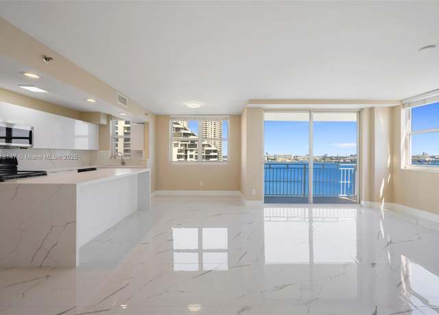 Property at 770 Claughton Island Dr #1215, Miami, FL 33131, 2 beds, 2 baths