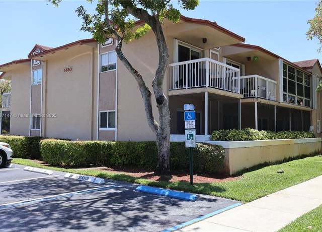 Property at 4680 NW 102nd Ave Unit 202-20, Doral, FL 33178, 3 beds, 2 baths