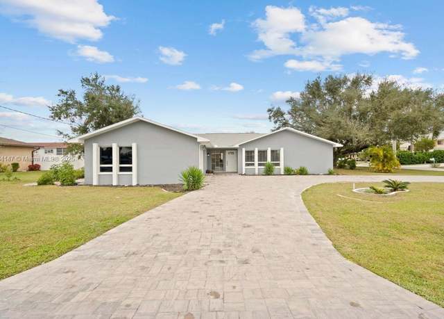 Property at 237 Santa Monica Ct, Cape Coral, FL 33904, 3 beds, 2 baths
