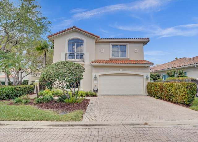 Property at 1468 Mariner Way, Hollywood, FL 33019, 4 beds, 3 baths